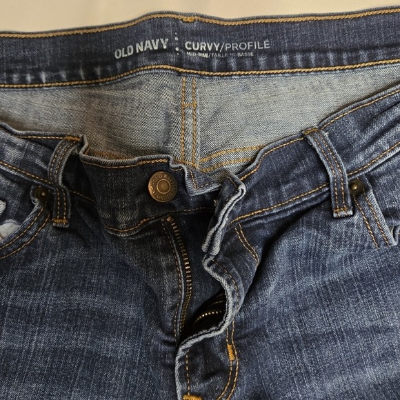 Old Navy Mid-Rise Curvy Straight Jeans Size 14 Short – Dark Wash, Sold Out - Picture 2 of 4